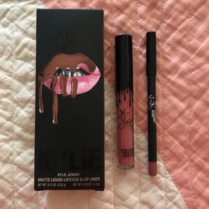 Kylie Jenner Matte Liquid Lipstick Kit Ulta Beauty